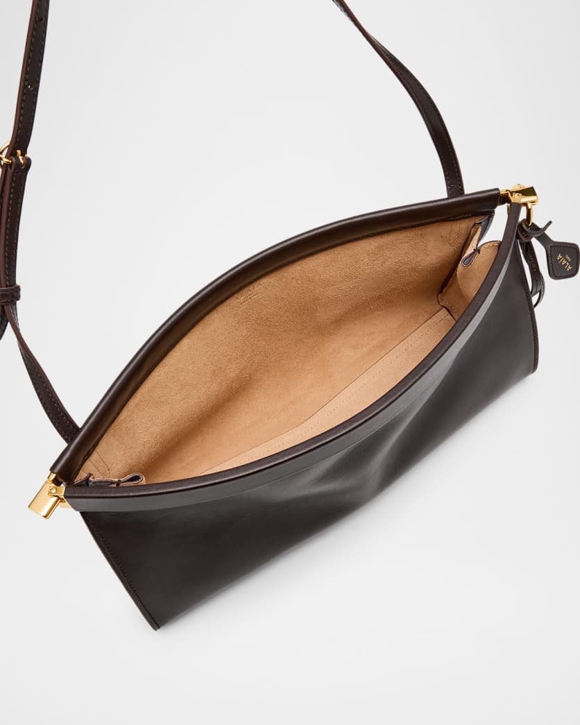 Le Click Medium Shoulder Bag in Glossy Leather