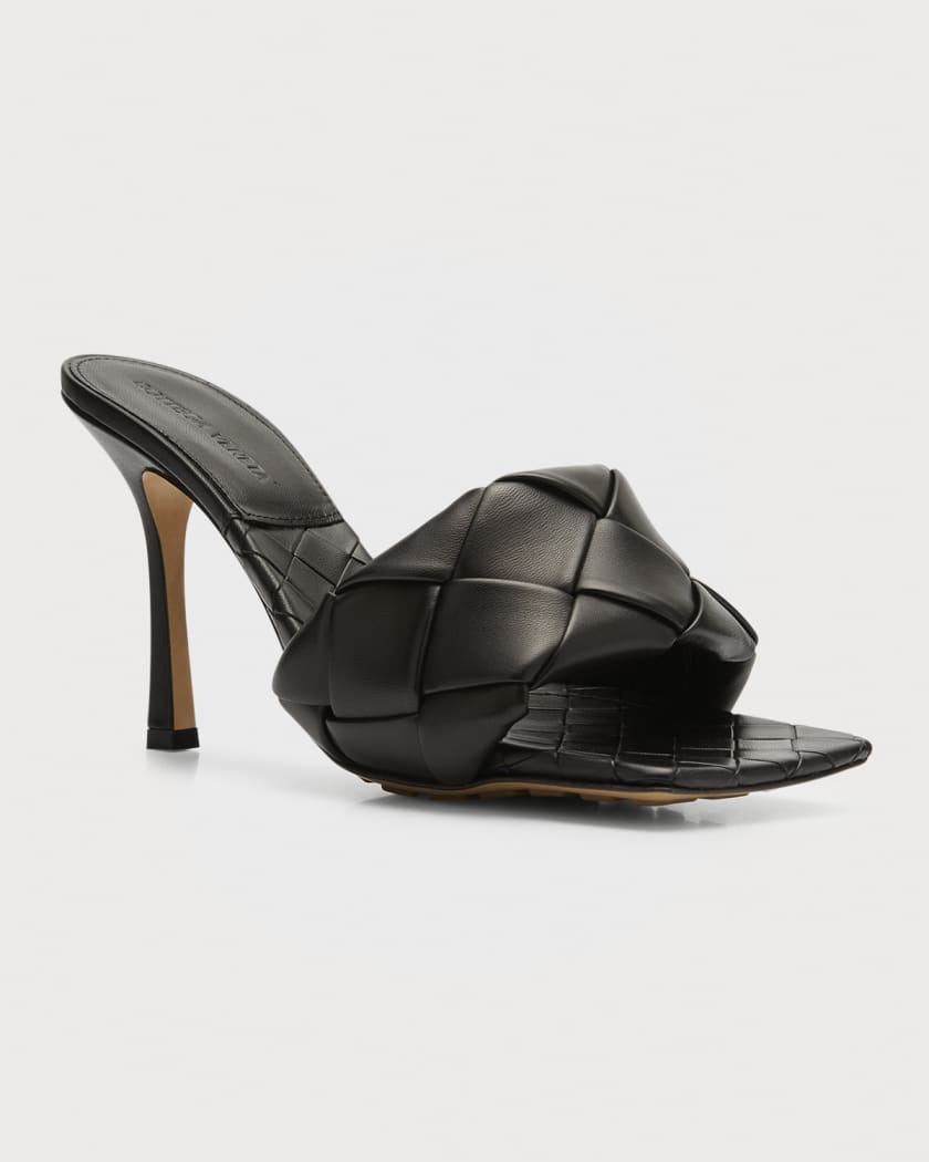 Lido Leather Sandals in Black - Bottega Veneta