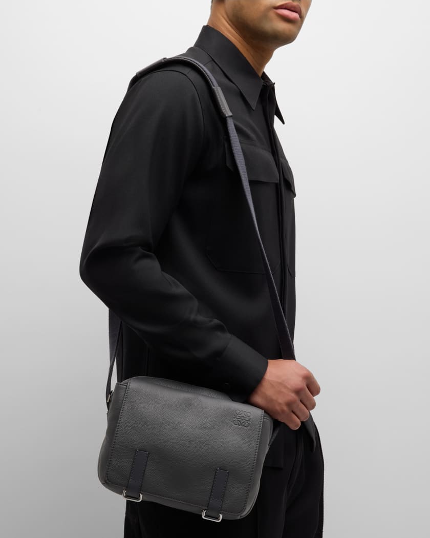 Loewe military discount messenger bag xs