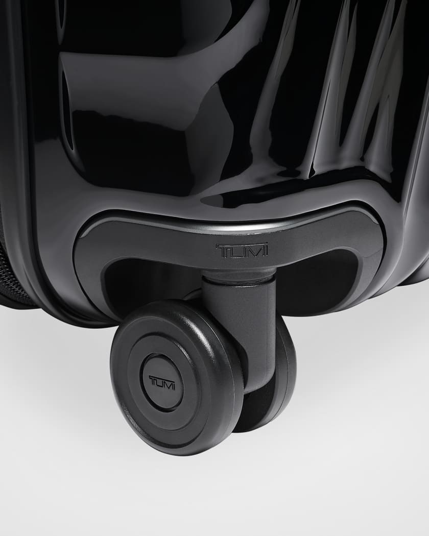 Extended Trip Expandable 4-Wheel Packing Case