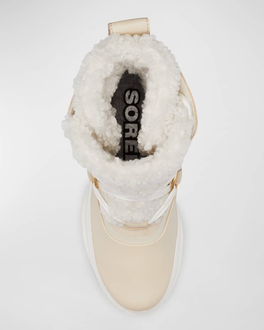 White sorel sales boots with fur