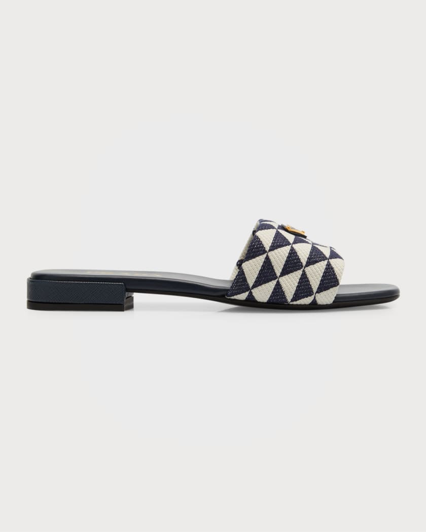 Neiman marcus sandals flat 2025