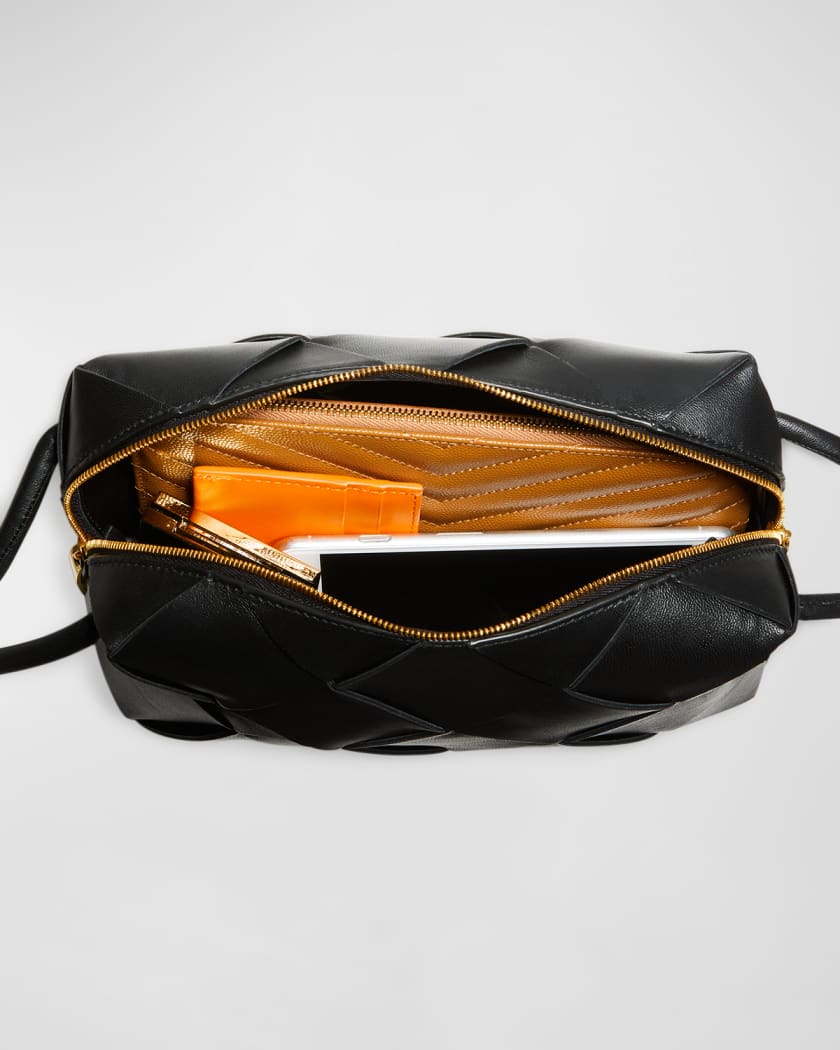 Bottega Veneta® Medium Loop Camera Bag in Black. Shop online now.