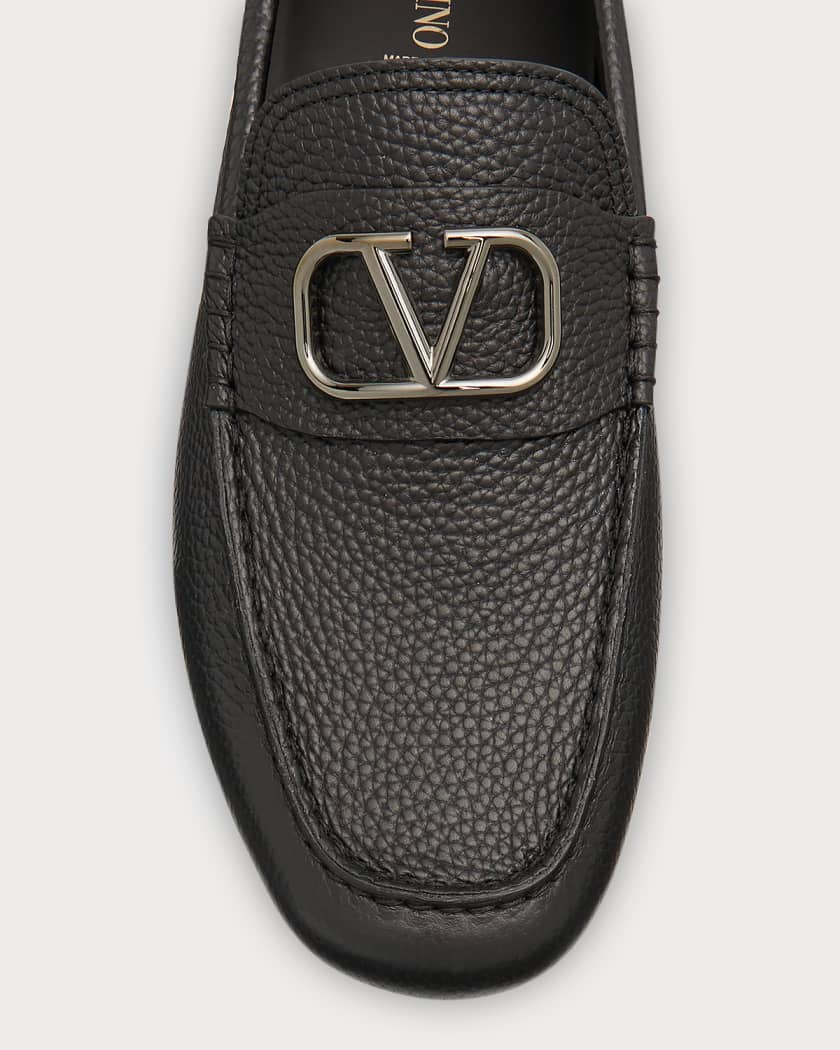 V Logo Chain Leather Loafers in Black - Valentino Garavani