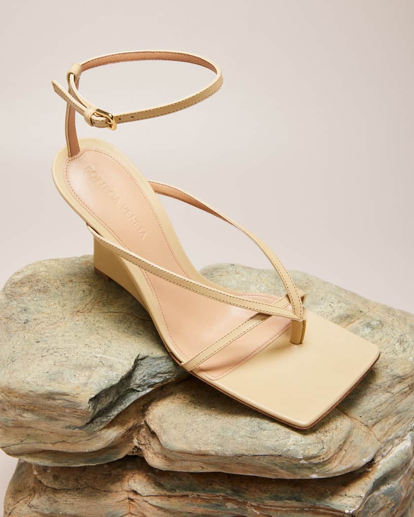 Veneta sandals discount
