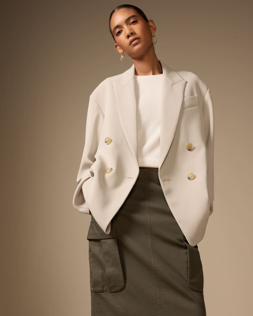 Double-breasted crêpe blazer in beige - The Sei