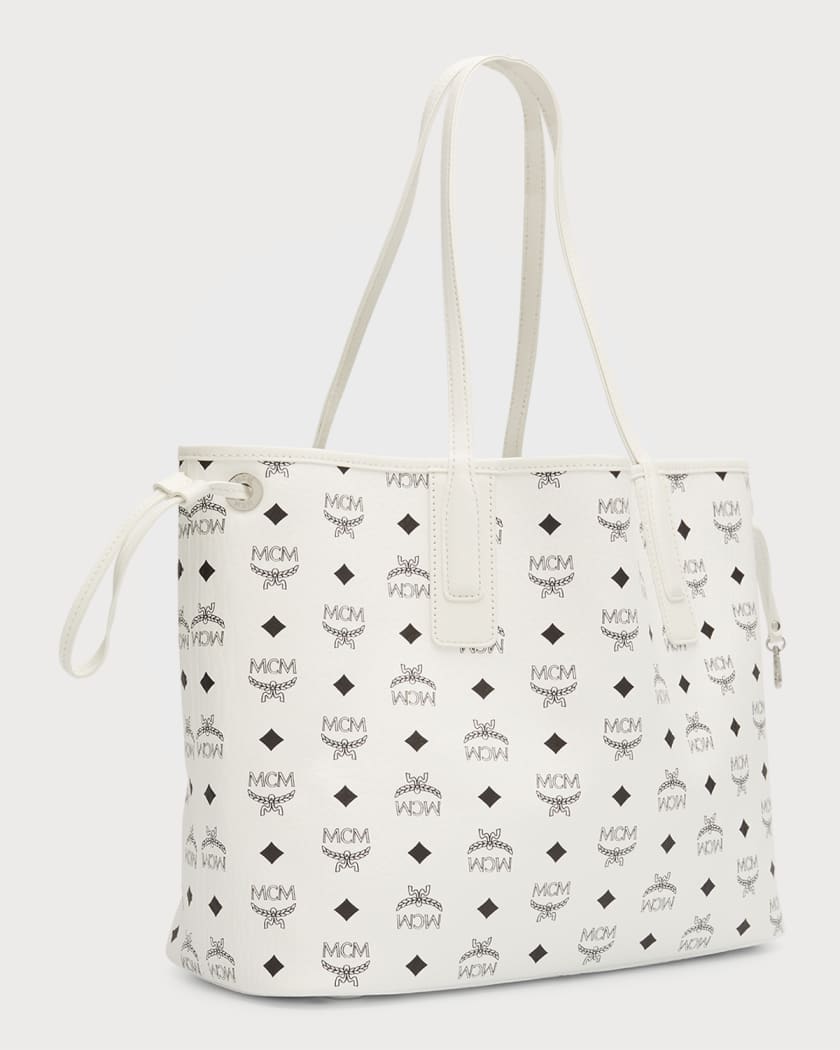 White mcm clearance bag with patches