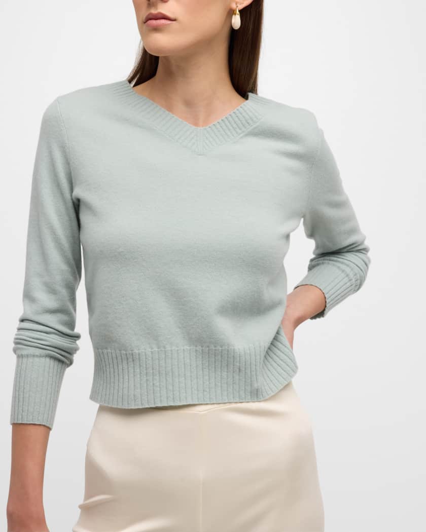 Vince sweaters neiman deals marcus