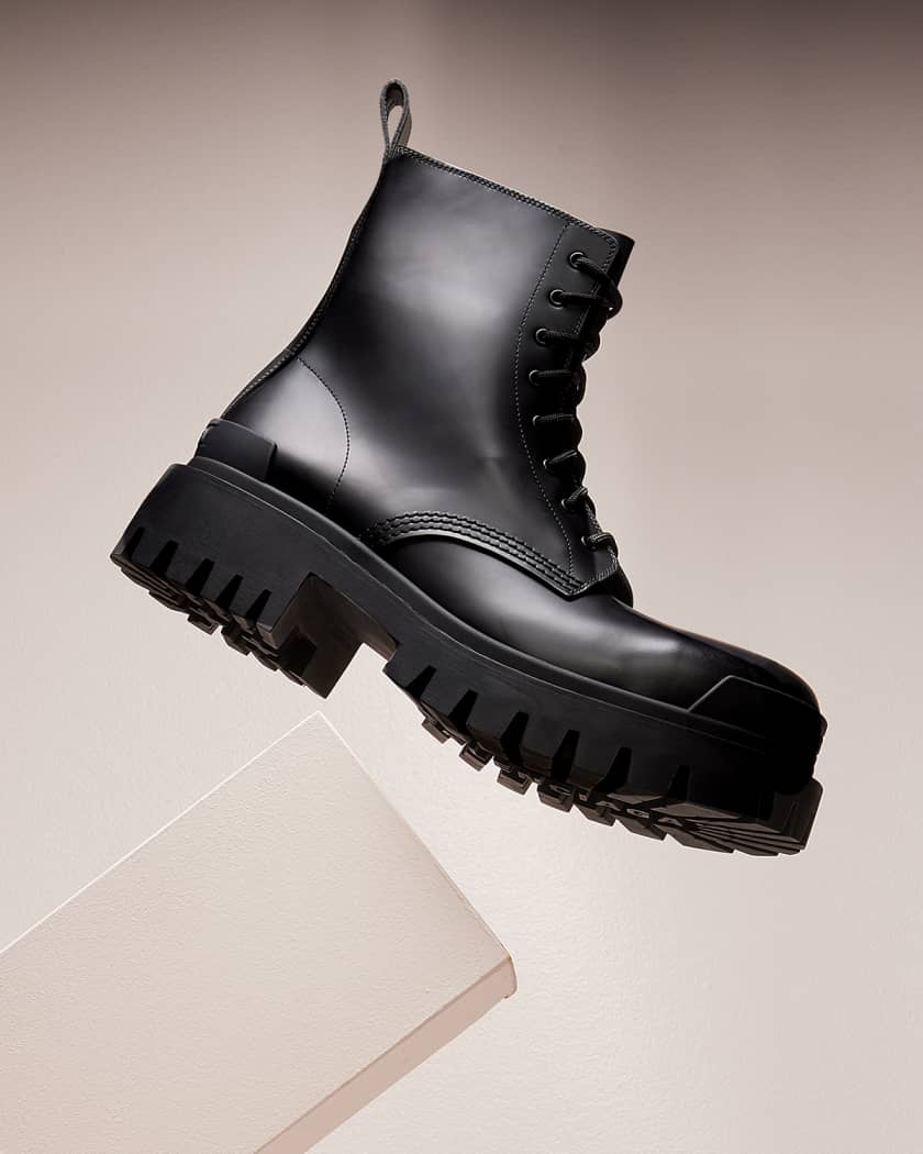 knus band æggelederne Balenciaga Strike Calfskin Lug-Sole Combat Boots | Neiman Marcus