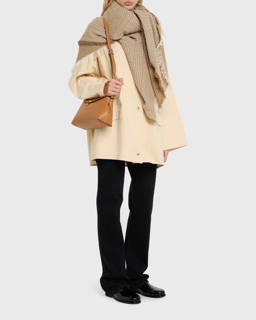 T-Lock Top Handle Bag in Pebble Grain Leather