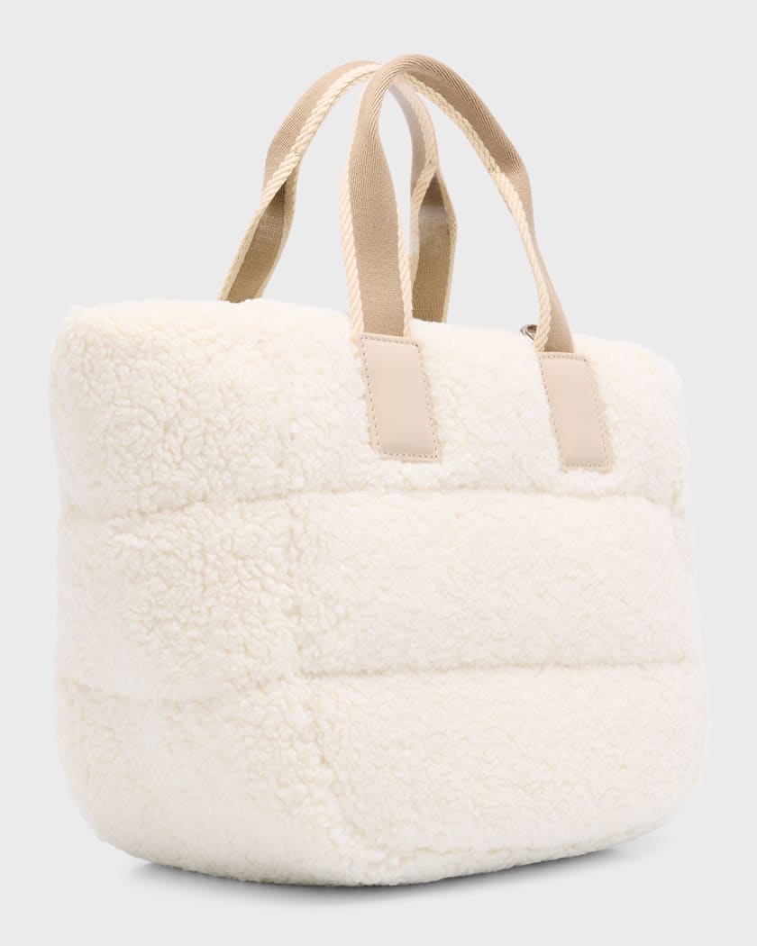 Sherpa tote bag top