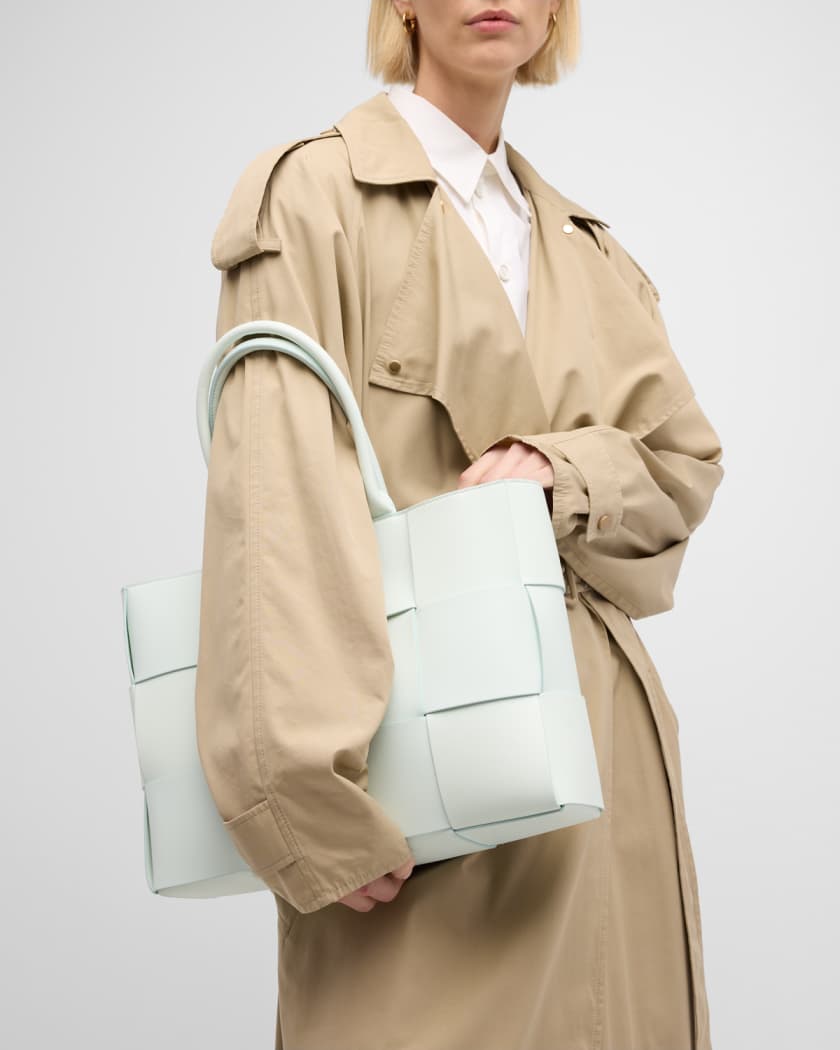 Bottega veneta arco medium clearance