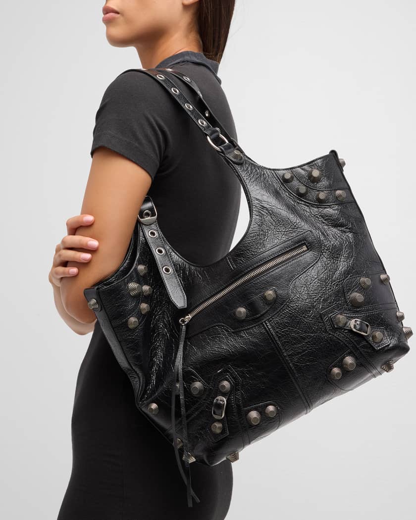Balenciaga carry on 2025
