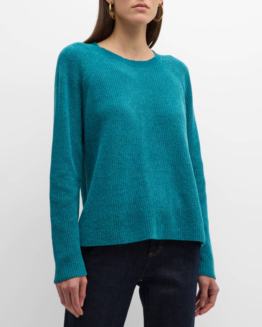Cashmere raglan sweater with high ribbed hem and side slit