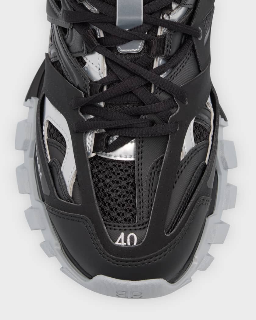 Balenciaga track lumiere shop