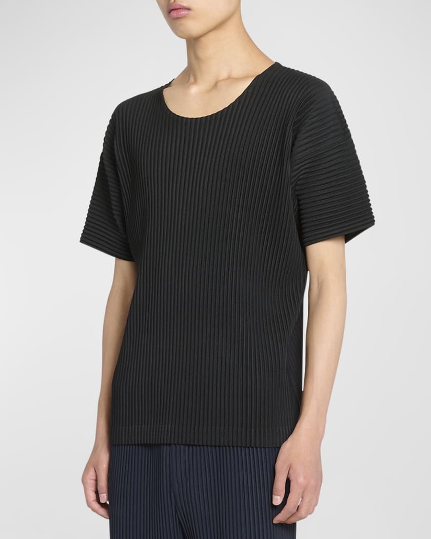 Men's Basics Short-Sleeve Pleated Shirt | Neiman Marcus