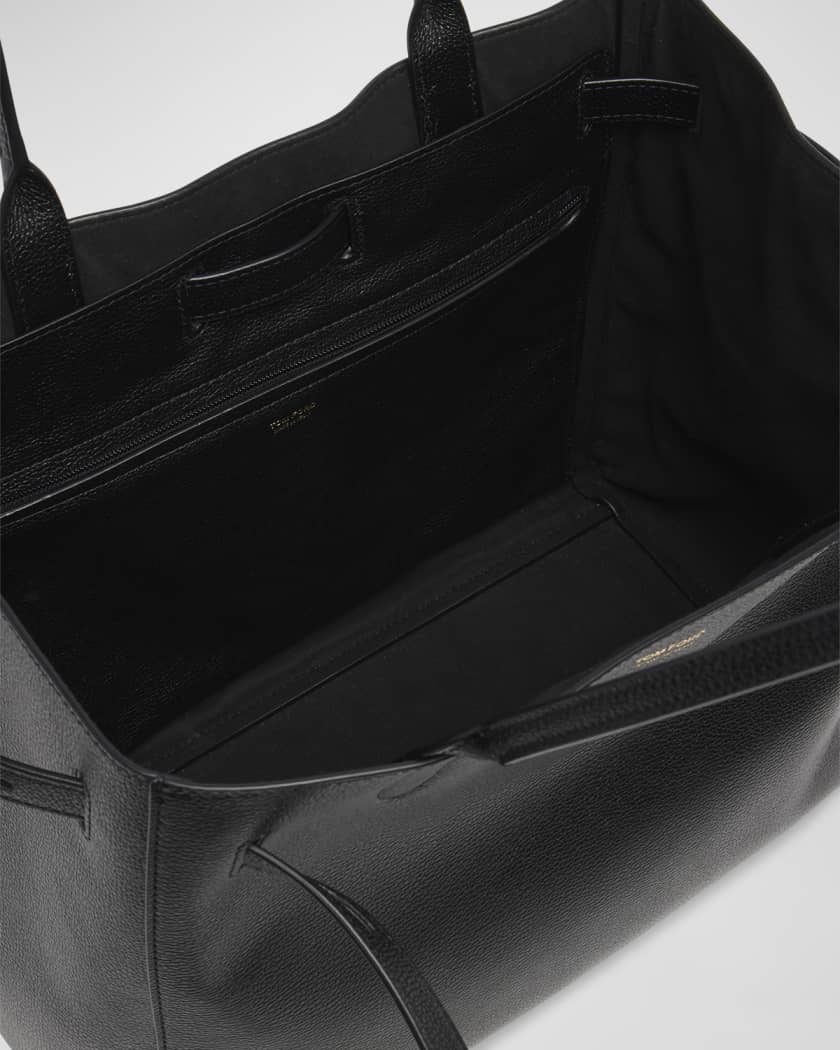 Audrey Medium Tote Bag in Grain Leather