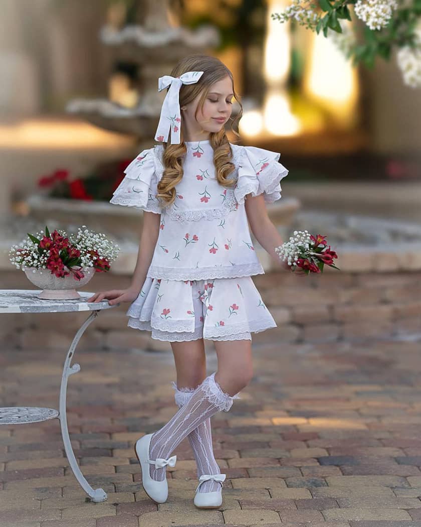 Petite Maison Kids Girl s Lace Embroidered Tulip Print Top Shorts Set Size 3M 8 Neiman Marcus