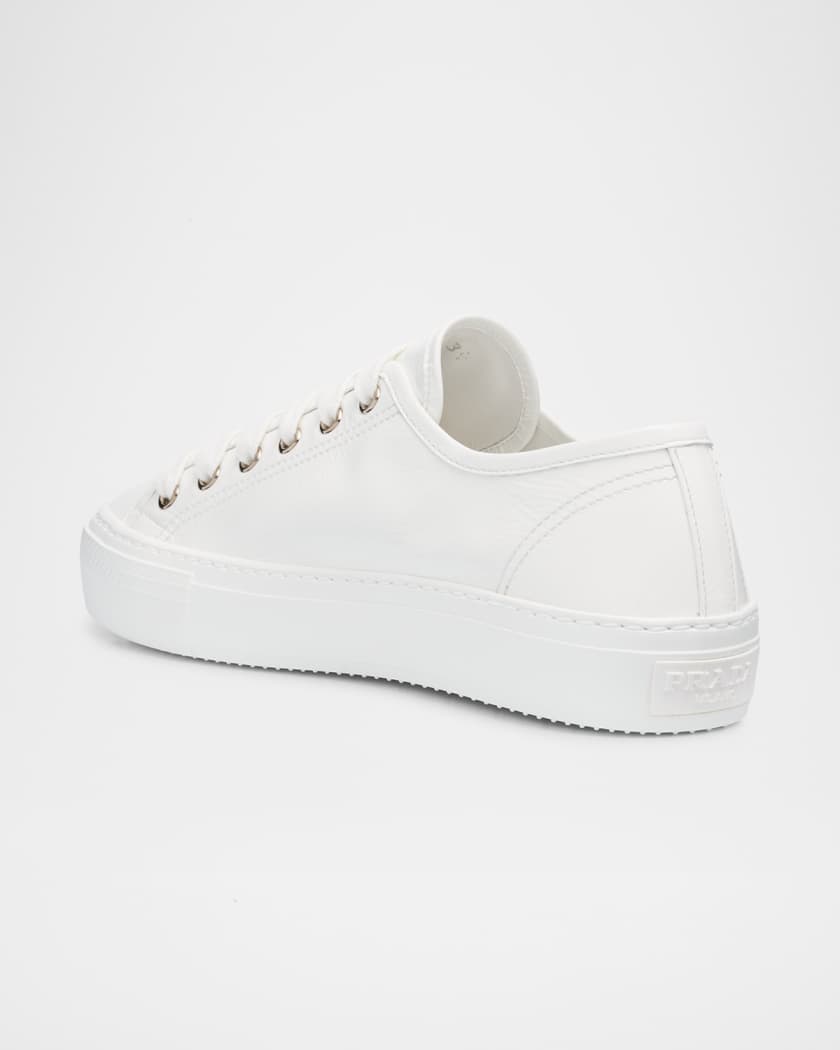 Smash Naplak Leather Triangle Logo Low-Top Sneakers