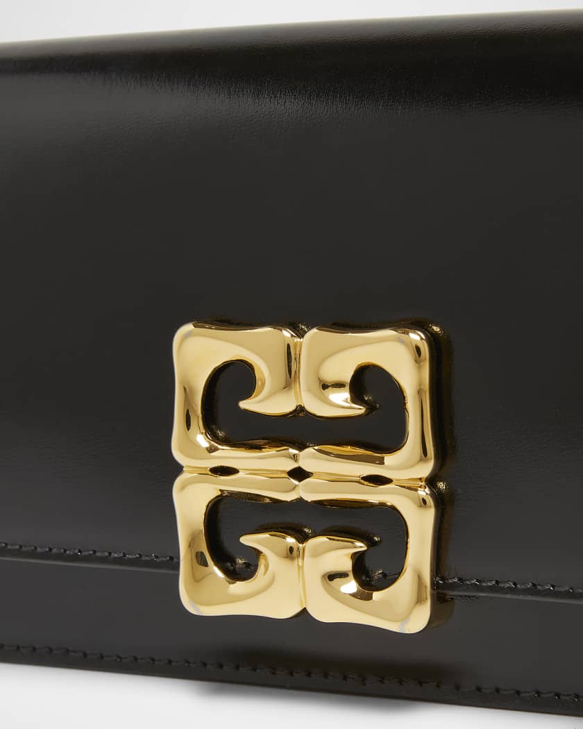 4G Liquid Small Chain Shoulder Bag in Leather