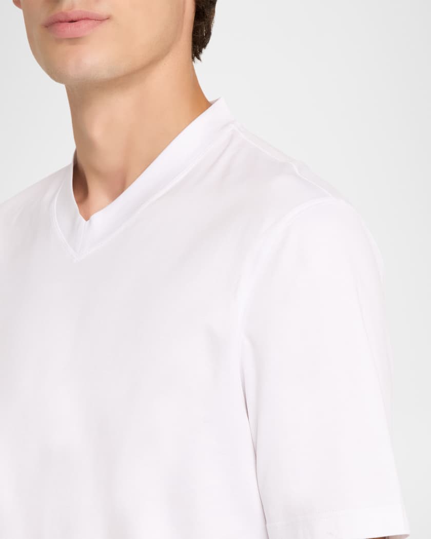 Brunello Cucinelli Vネック 半袖カットソー Brunello Cucinelli Men's Cotton V-Neck T-Shirt | Neiman Marcus
