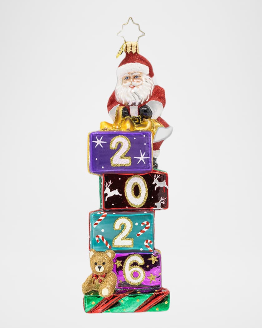 新品クリスマス ステンドグラス Kris Kringle グラスマスターズ社 Christopher Radko 2026 Stacking Up the Years Christmas Ornament