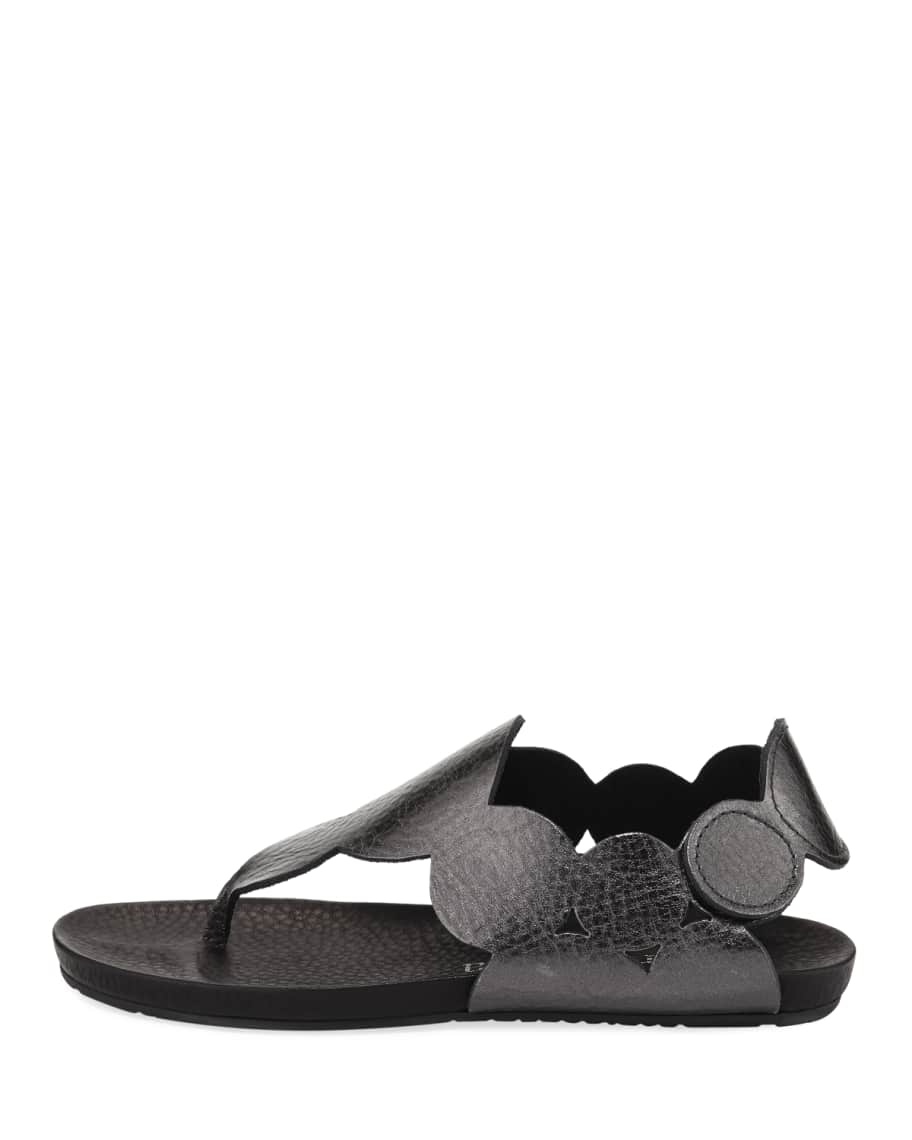 Jamee Flat Cervo Circle Thong Sandals