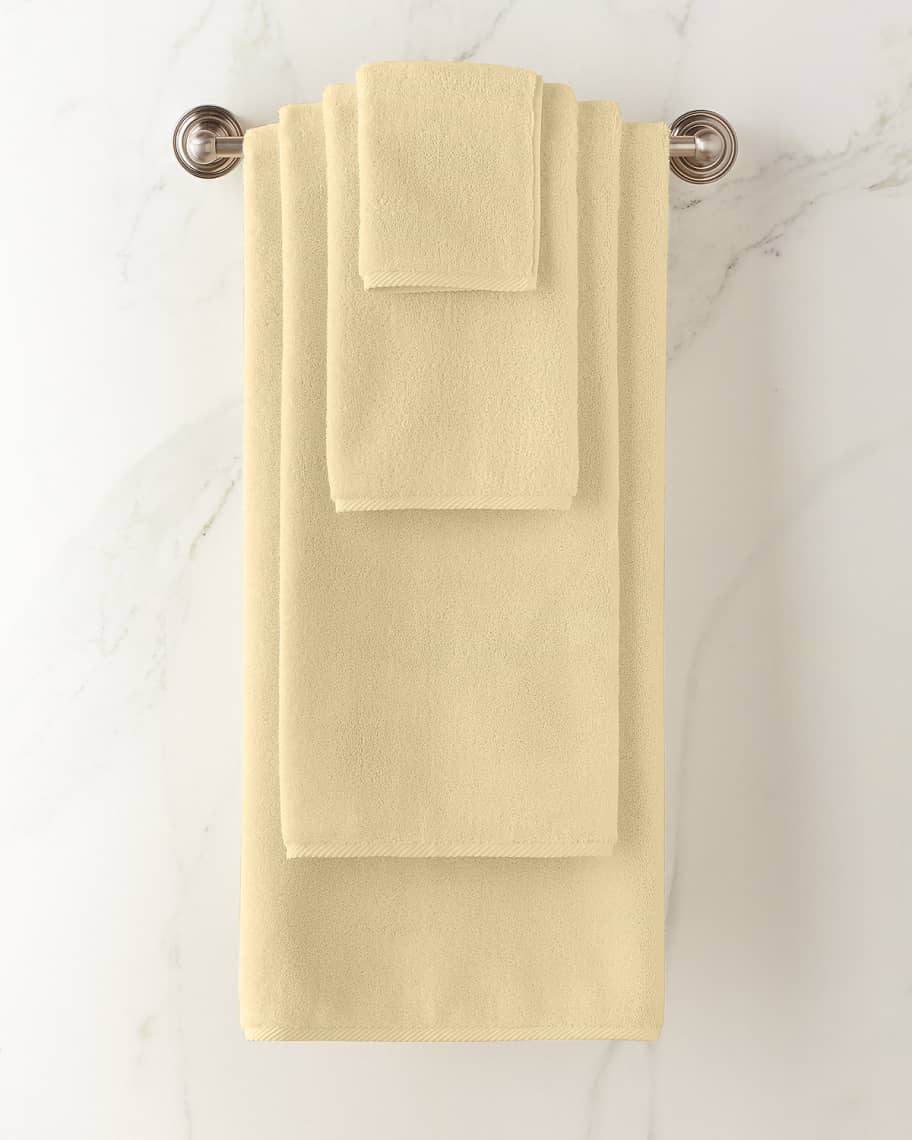 Neiman sales marcus towels