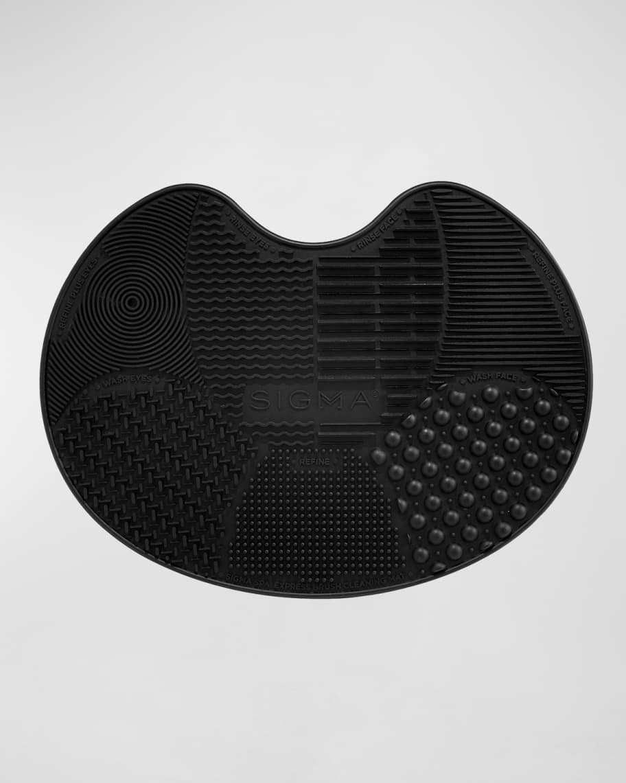 Sigma Beauty Sigma Spa Express Brush Cleaning Mat Neiman Marcus