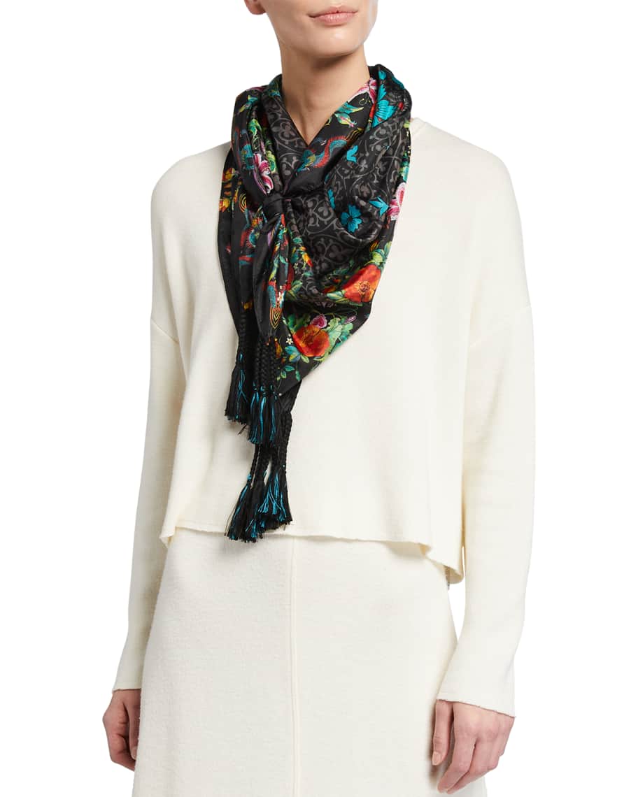Neiman marcus johnny was scarves shop