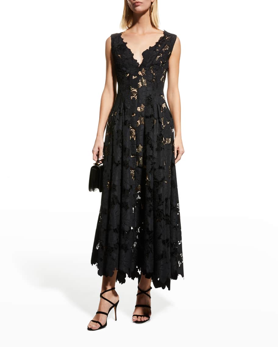 Oscar de la Renta Pintuck Magnolia Guipure Lace Dress | Neiman Marcus