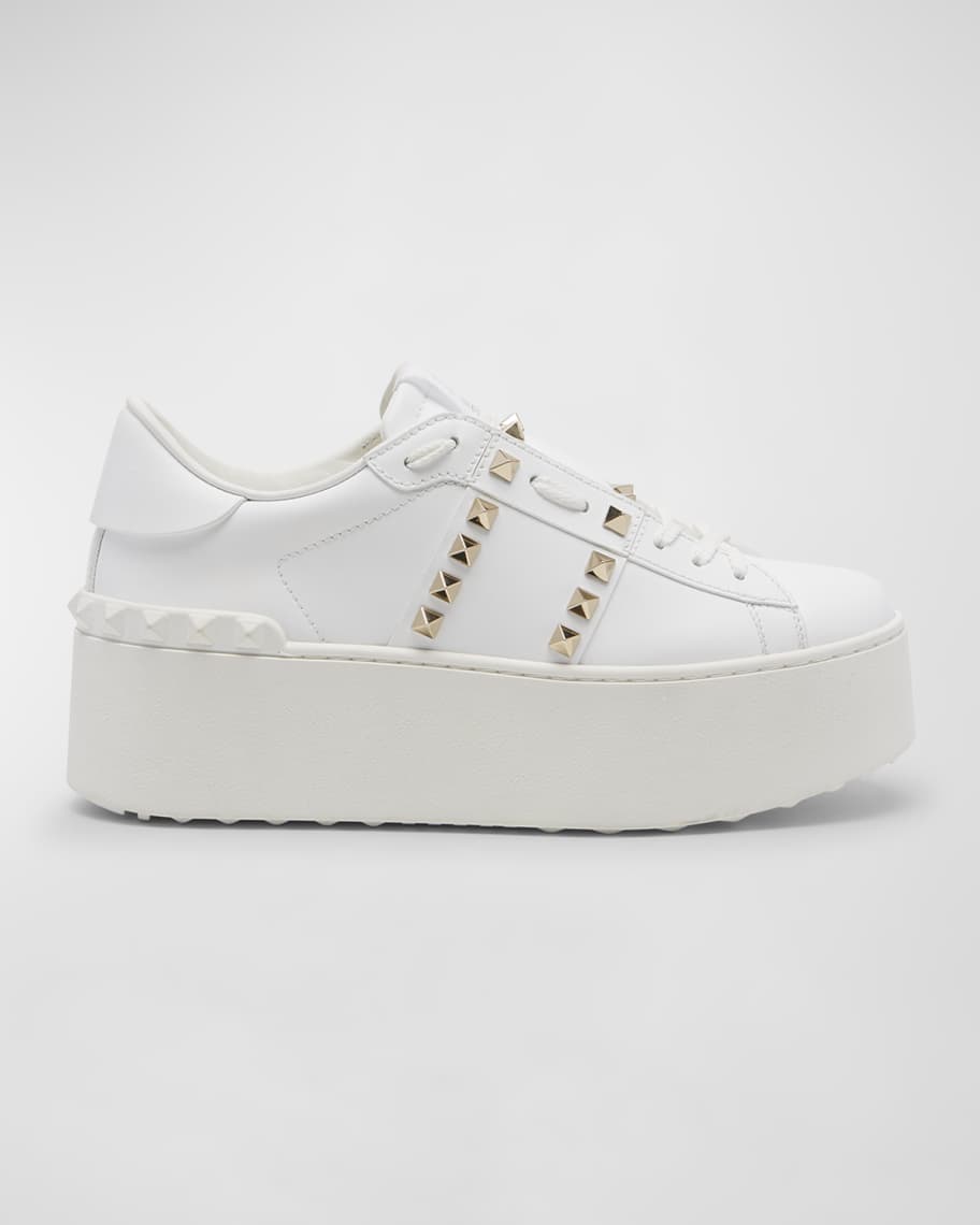 $1090 LOUIS VUITTON Ladies Embossed LV Time Out Sneaker - 6 U.S.