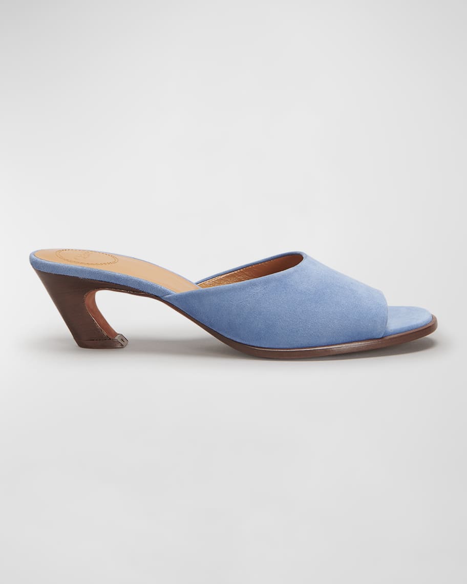 【Chloe】Oli スエードミュール Chloe Oli Suede Mule Sandals | Neiman Marcus