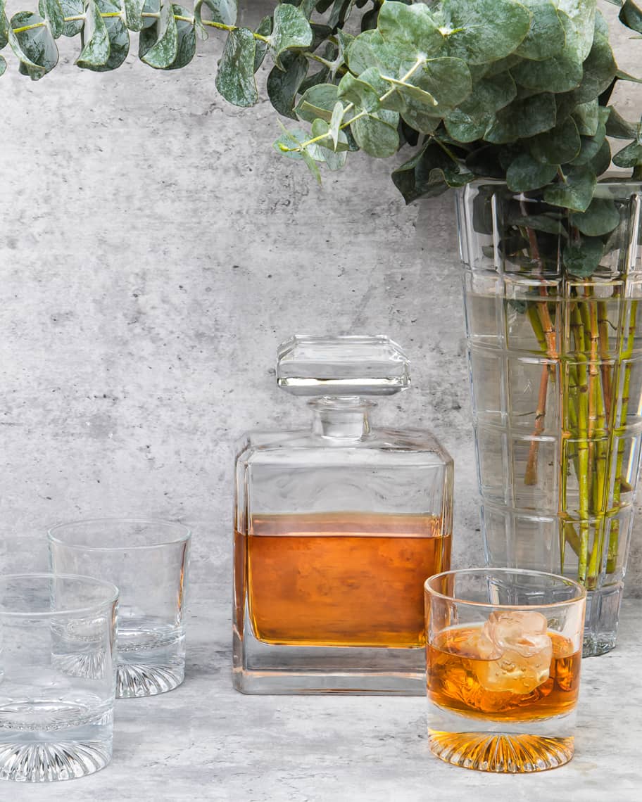 Image 1 of 3: Chateau Decanter, 30 oz