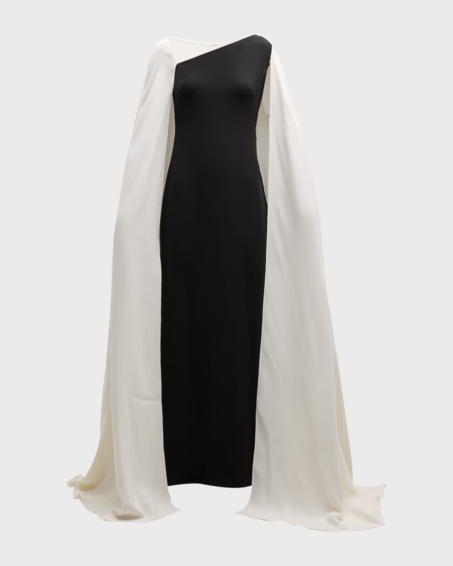 【関税&送料込】Valentino Garavani Black Cape VALENTINO GARAVANI - Fluffy Cashmere Blend cape | Leam Roma