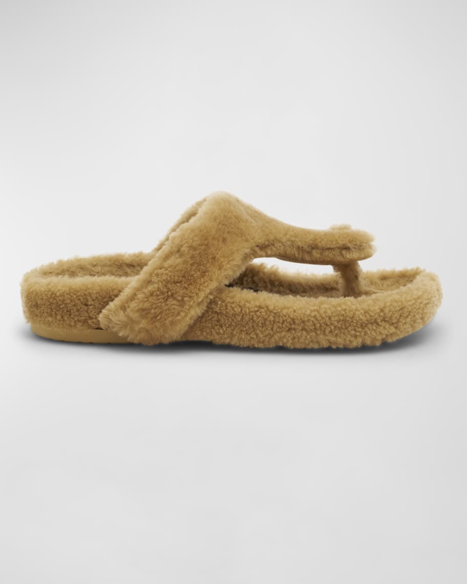 国内配送【LOEWE】Shearling Ease Toe Sandal Loewe Ease Shearling Thong Sandals | Neiman Marcus