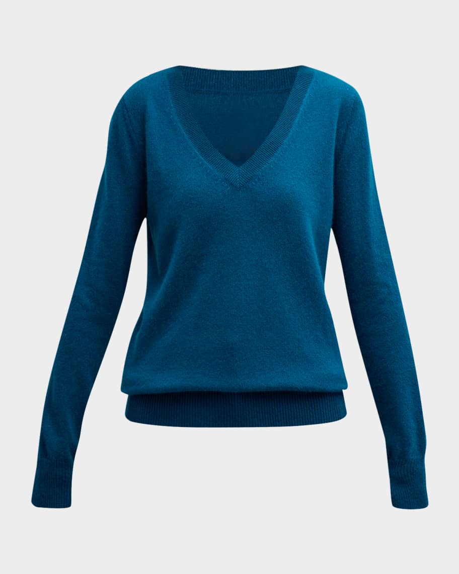 Neiman Marcus Cashmere Collection Cashmere Classic V-Neck Sweater