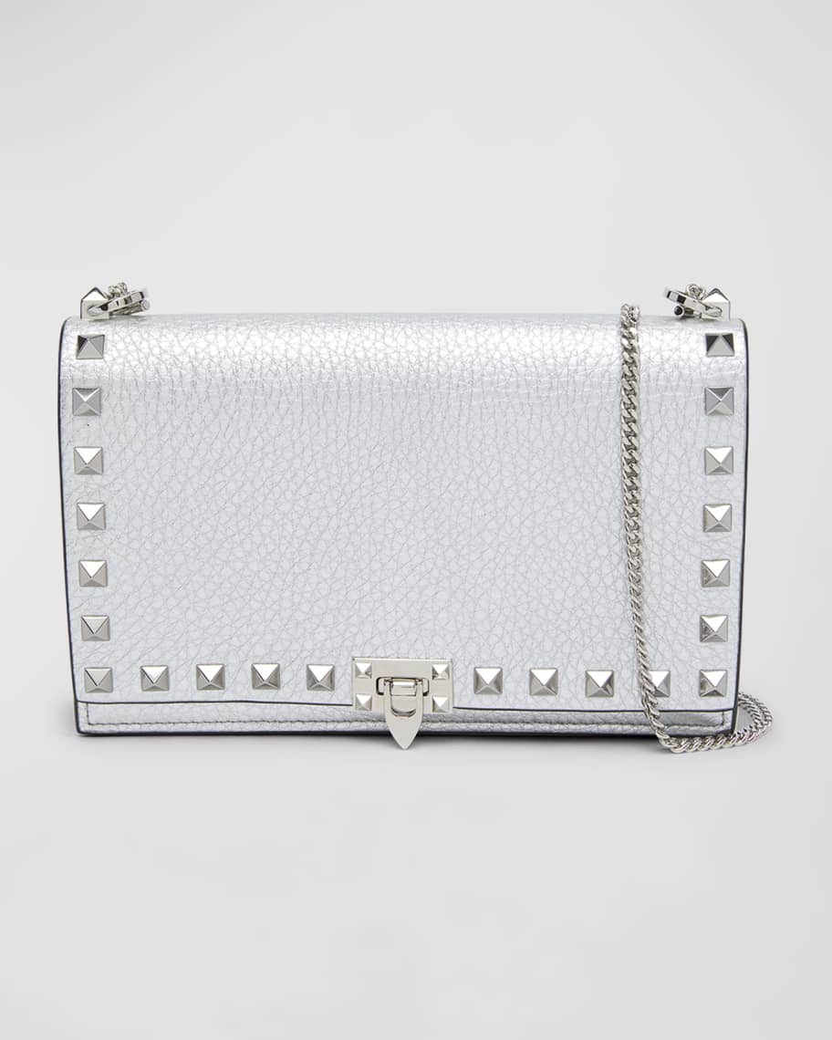 【VALENTINO】 ROCKSTUD CHAIN WALLET Rockstud leather wallet on chain in black - Valentino