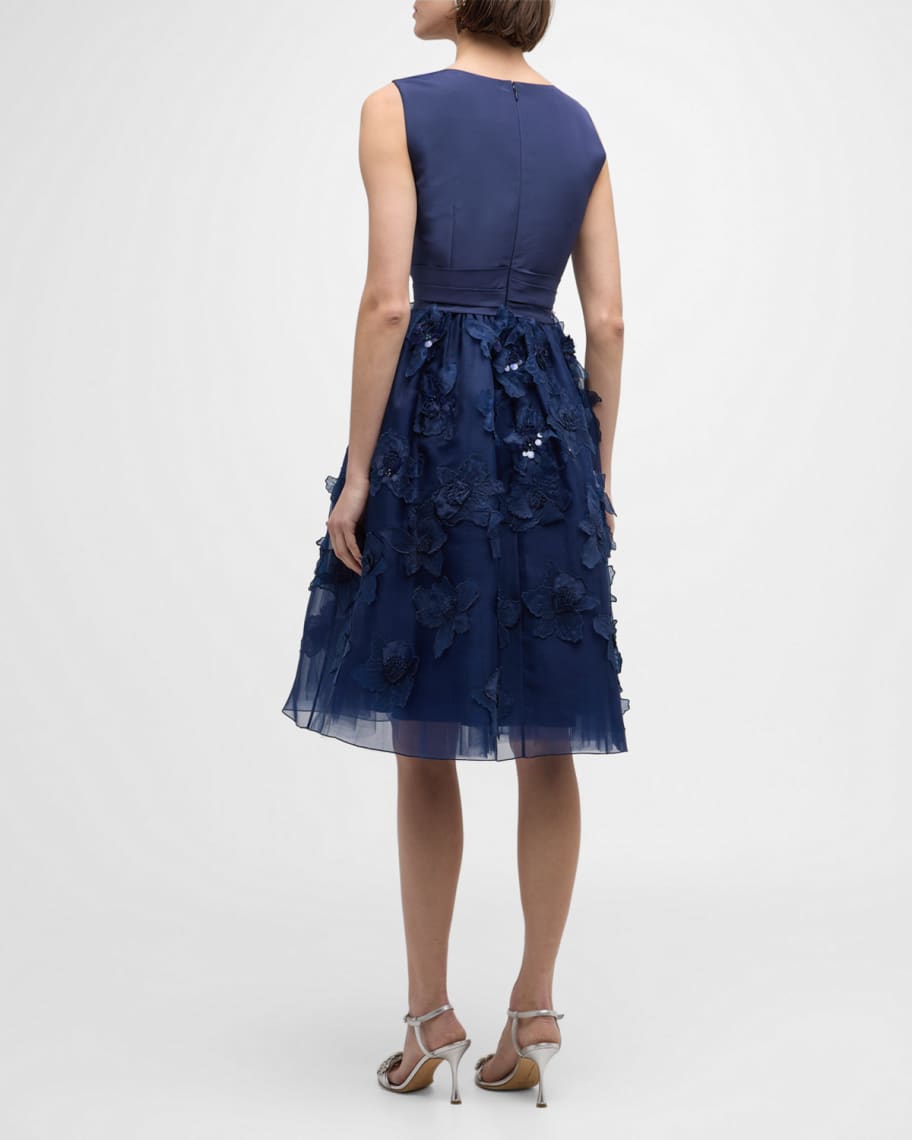 Image 3 of 6: Flower Embroidered Applique Sleeveless A-Line Dress