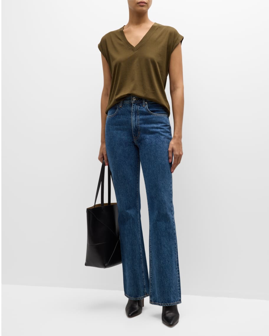 Image 2 of 6: Easy V-Neck Tee