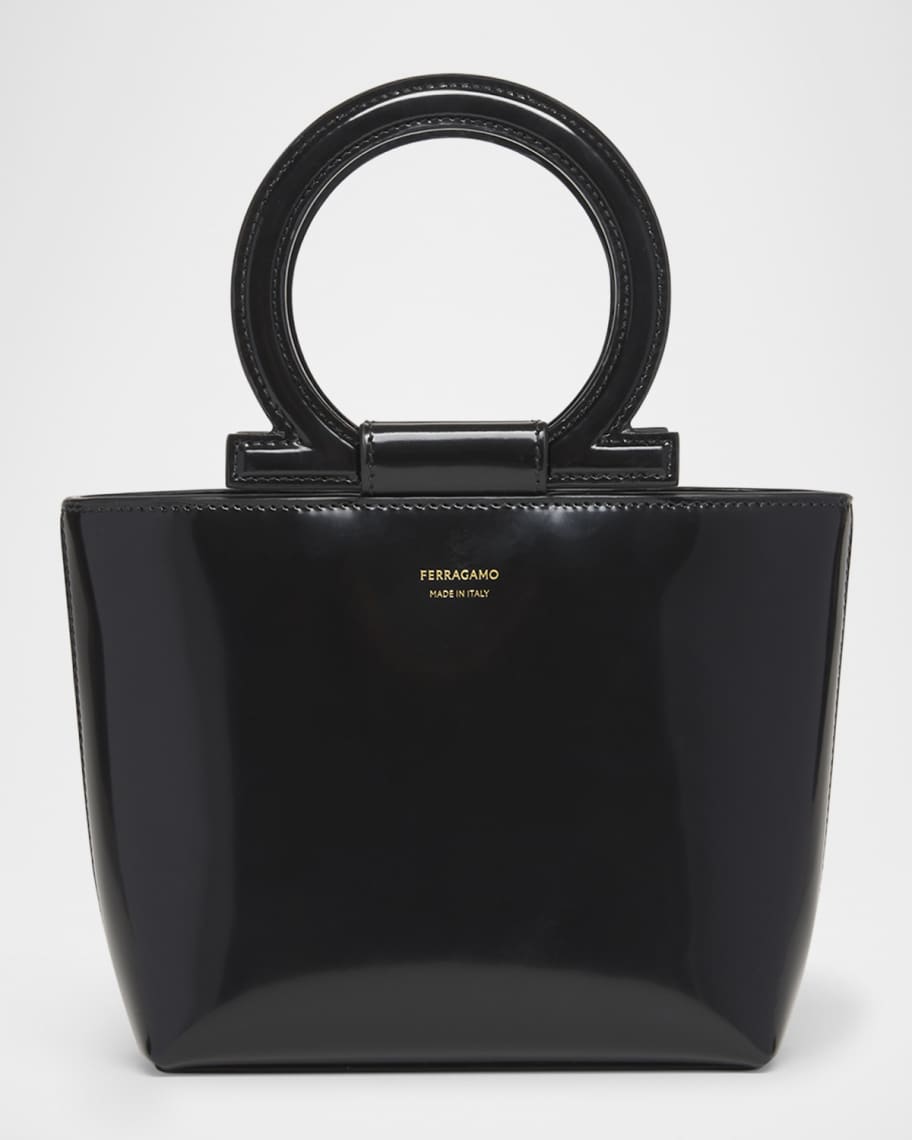 ★関税込み★ FERRAGAMO BLACK LEATHER PIERCING TOP HAND BAG Salvatore Ferragamo Black Leather Top Handle Bag with Gold