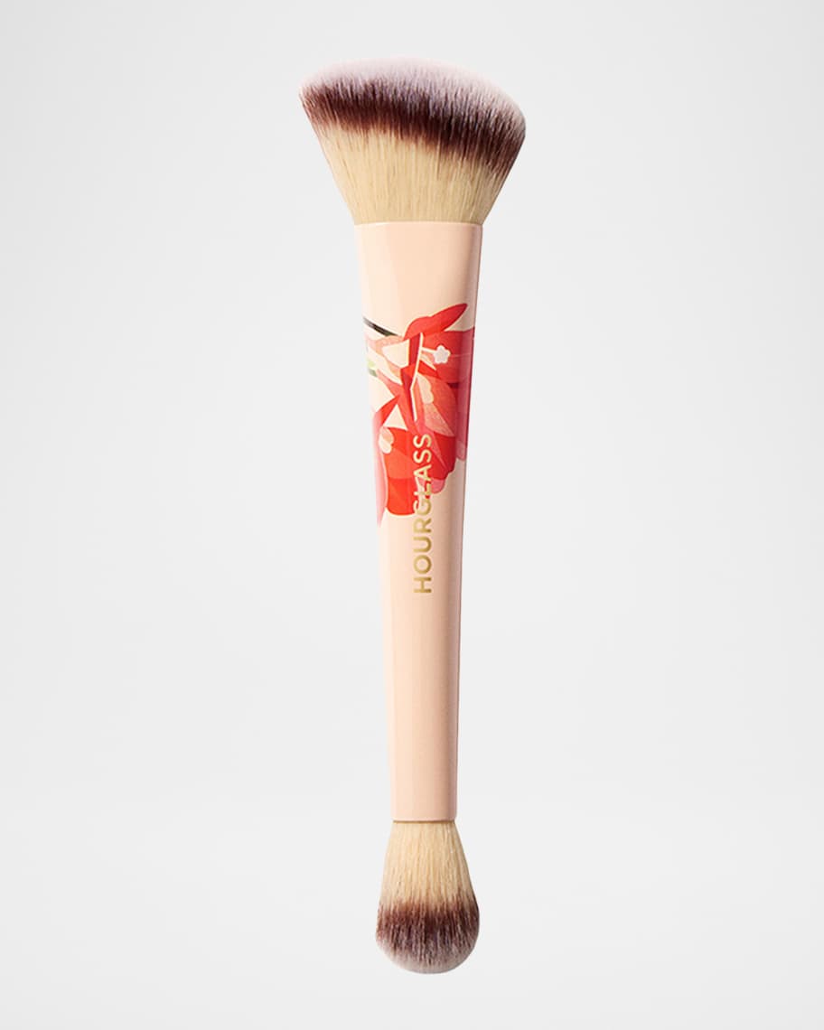 Hourglass Cosmetics Ambient Lighting Edit Brush II, Deer | Neiman