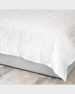 Image 4 of 5: The Pillow Bar All Seasons Down Blanket, Twin