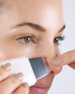 Image 2 of 4: Nurse Jamie DermaScrape Ultrasonic Skin Scrubbing Tool