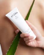 Image 3 of 4: Dr. Barbara Sturm Aloe Vera Gel, 4.2 oz.