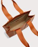 Image 5 of 6: Chloe Woody Medium Tote Bag in Leather
