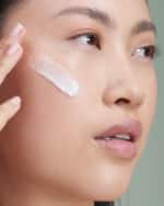 Image 4 of 4: Vida Glow Age Defiance Hydra-Memory Cream, 1.7 oz.