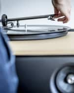 Image 3 of 6: La Boite Concept LX Turntable Oak