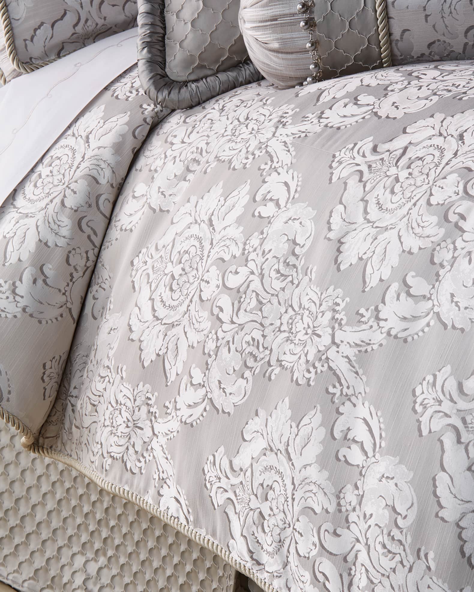 Vasari Bedding Neiman Marcus