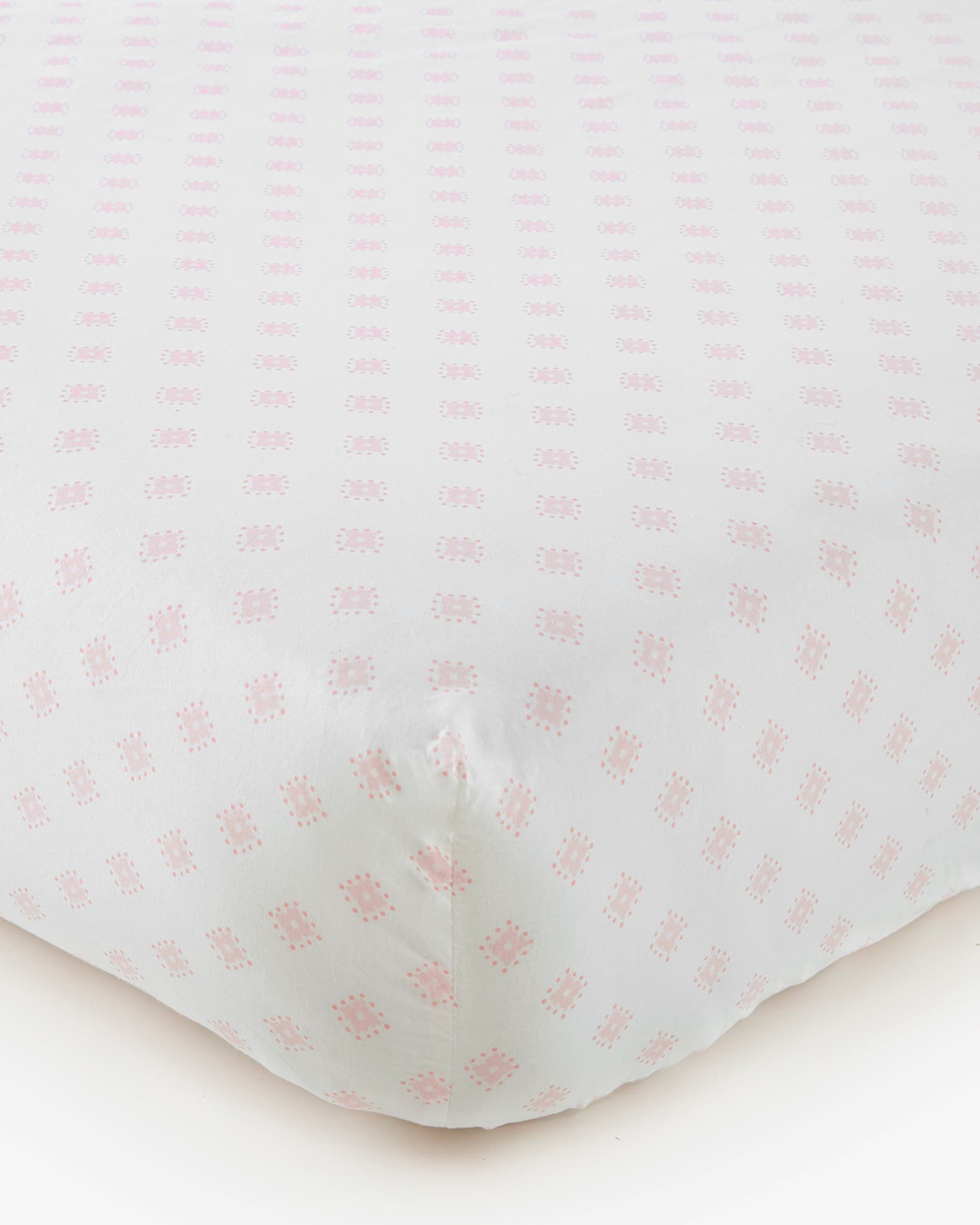 Neiman marcus baby bedding clearance